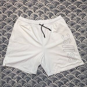 Strength Collective SC White Mesh Athletic Shorts Men’s L - 7” Inseam